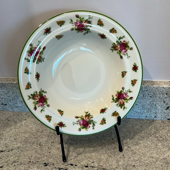 Royal Albert Casual Classics Old Country Roses Fine China Pasta Bowl 11.25” - Picture 1 of 5